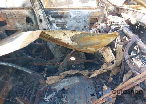 1999 Toyota Camry Le из США, поврежденный, VIN JT2BG22K5X0267698